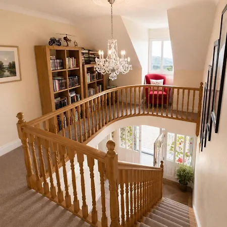 B&B Edencrest