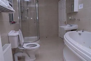 Edencrest Oda ve Kahvaltı Bantry