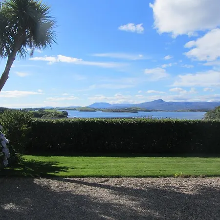 Edencrest Bed and breakfast 4*