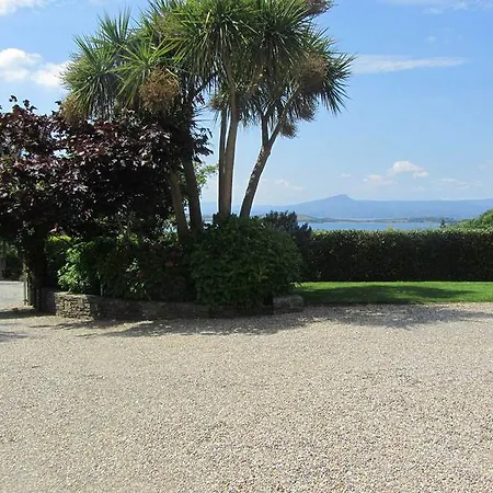 Bed and breakfast Edencrest 4*