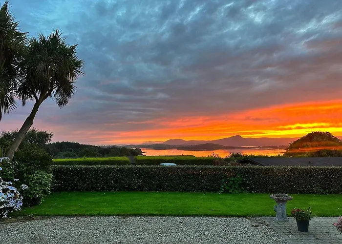 Edencrest Bed & Breakfast