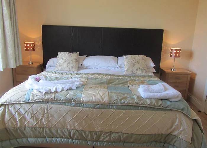 Edencrest Bed & Breakfast