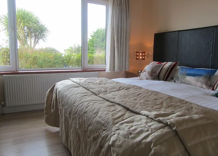 Edencrest Bed & Breakfast 4*